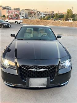 کرایسلەر 300